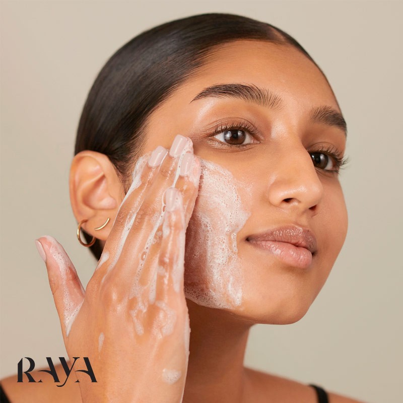 شوینده طلایی صورت کیز سولکر حاوی عسل مانوکا Keys SoulCare Golden Cleanser With Manuka Honey